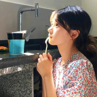 梦女孩海报